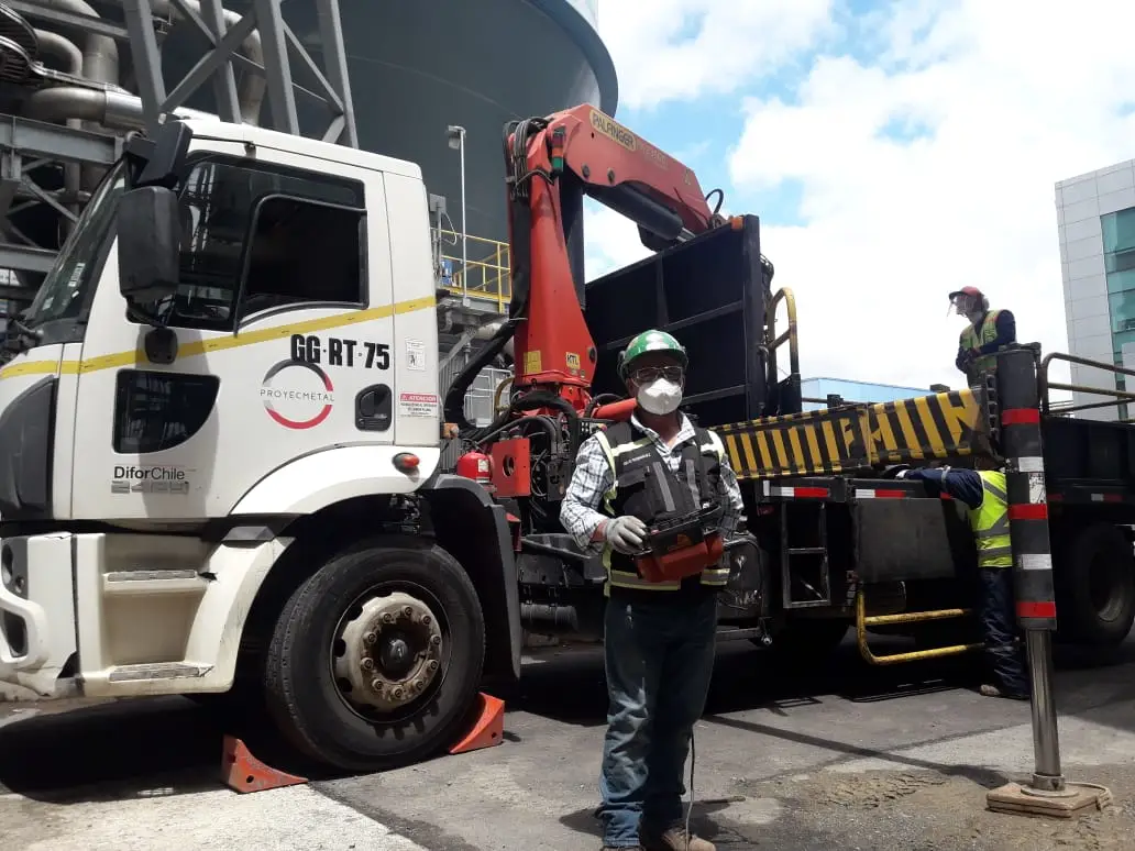 Operador Camión Pluma