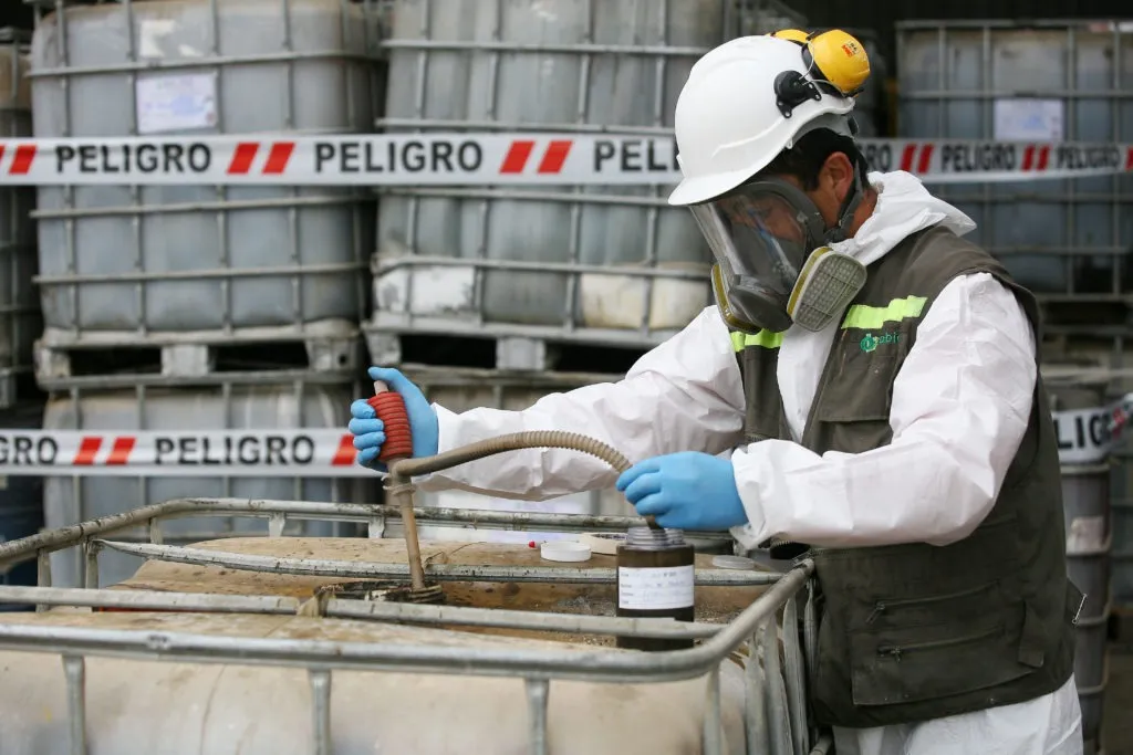 Tratamiento residuos peligrosos